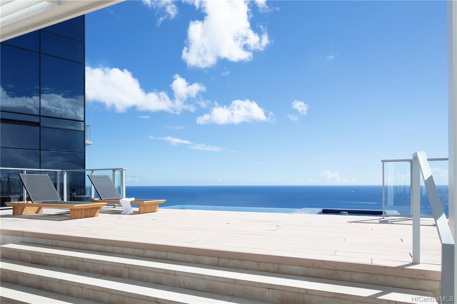 New penthouses in Honolulu's Waiea for sale, one with a pool! Hawaii