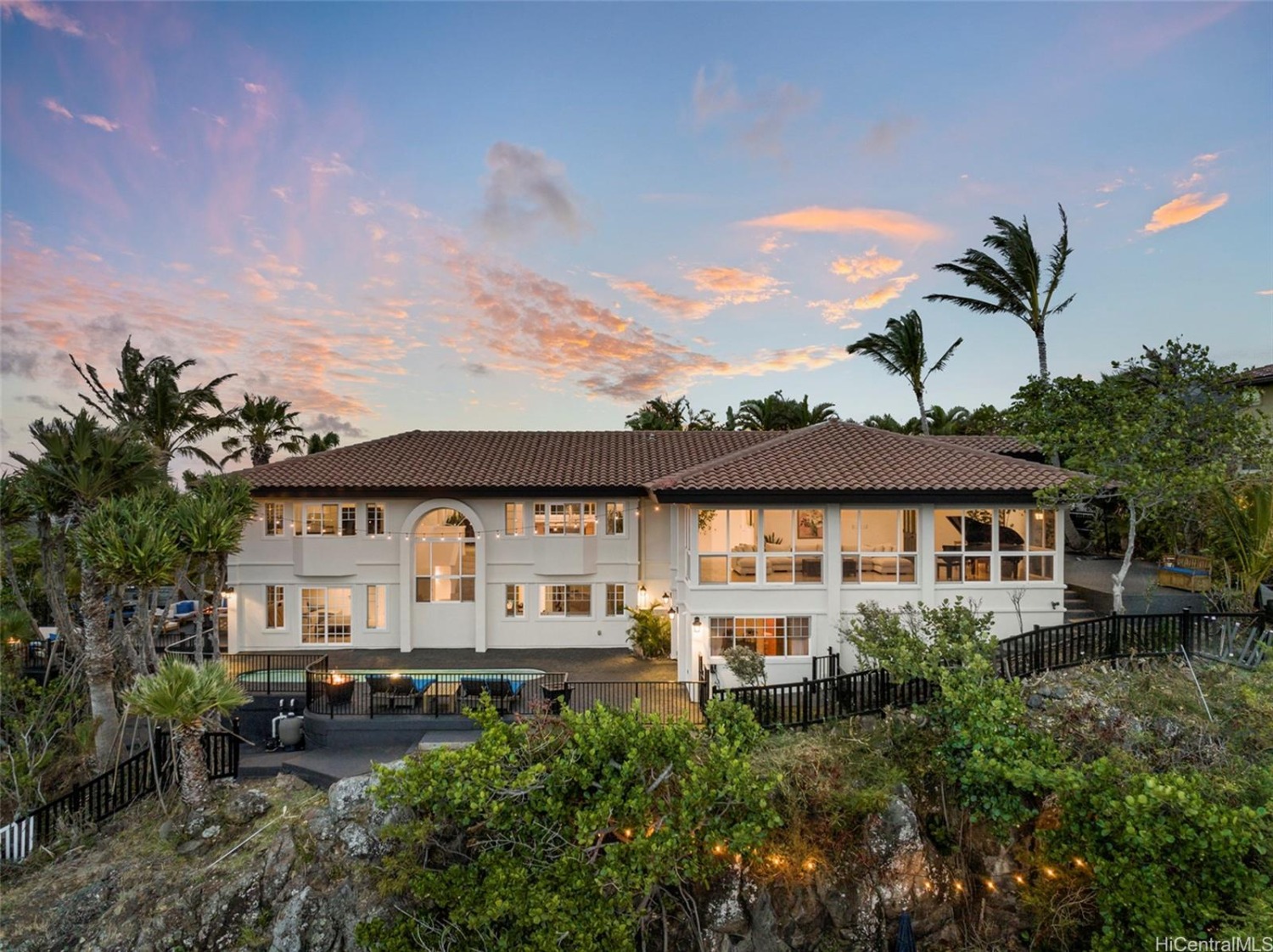 146 Hoahana Place, Napali Haweo Elegant Luxury House with Stunning