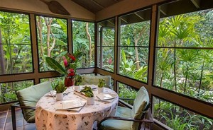 Honolulu home for sale Breakfast room