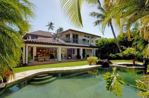 Kahala Avenue home for sale pool area