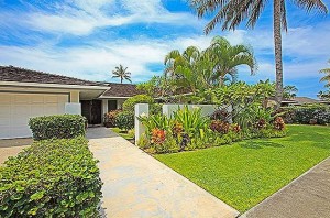 kailua beach home for sale - exterior